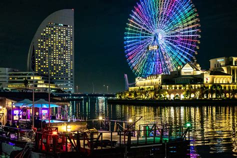 みなとみらい ランチ、未来を食べる時間